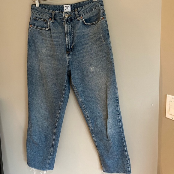 BDG Vintage Wash Mom Jean - Picture 1 of 5